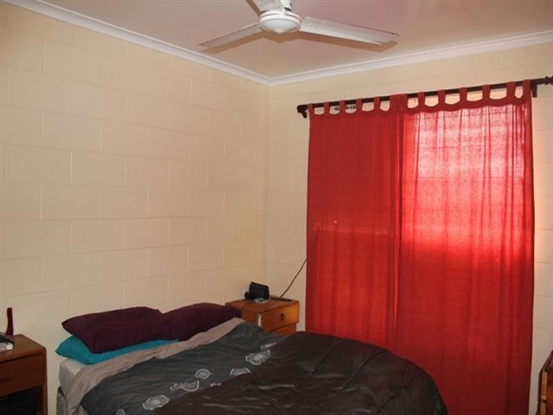 4/6 Ferrero Street, Lucinda QLD 4850