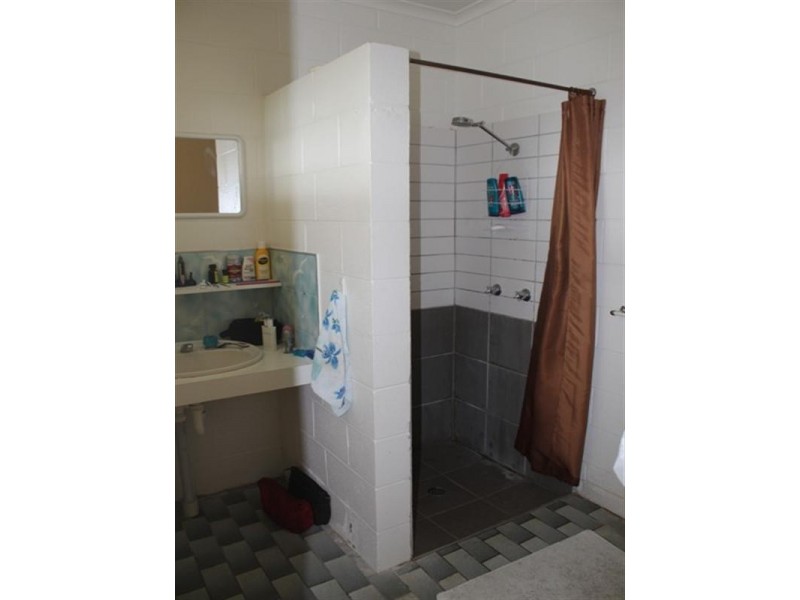 4/6 Ferrero Street, Lucinda QLD 4850