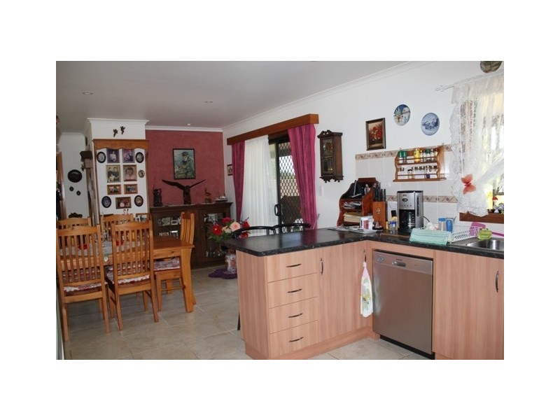 6 Rosella Street, Forrest Beach QLD 4850