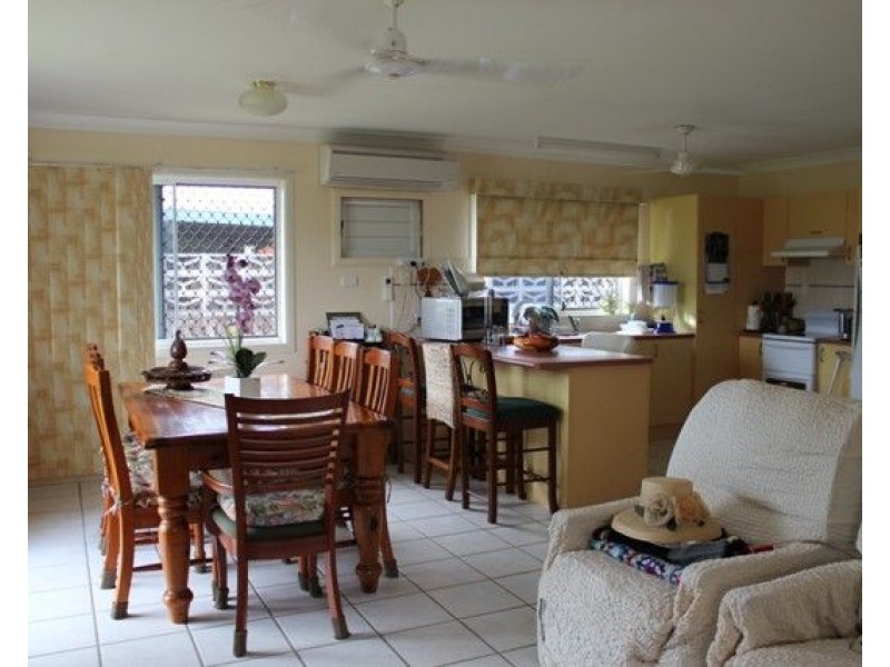 1/40 Hardy Street, Ingham QLD 4850