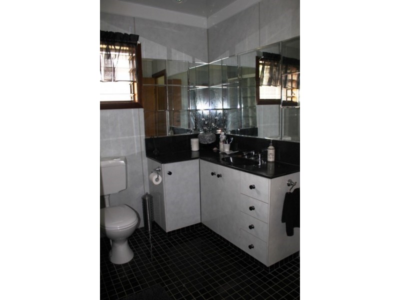 13 Britton Street, Trebonne QLD 4850