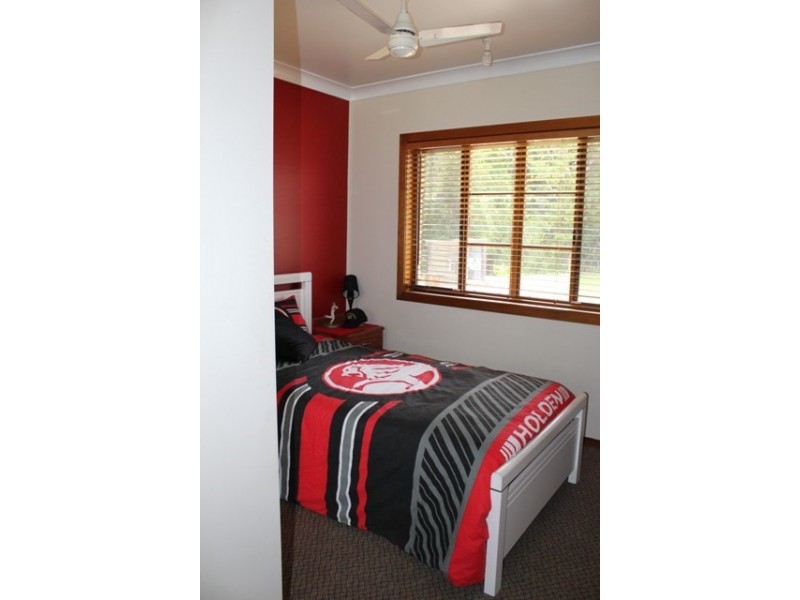 13 Britton Street, Trebonne QLD 4850