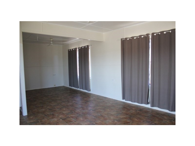 49 John Dory Street, Taylors Beach QLD 4850