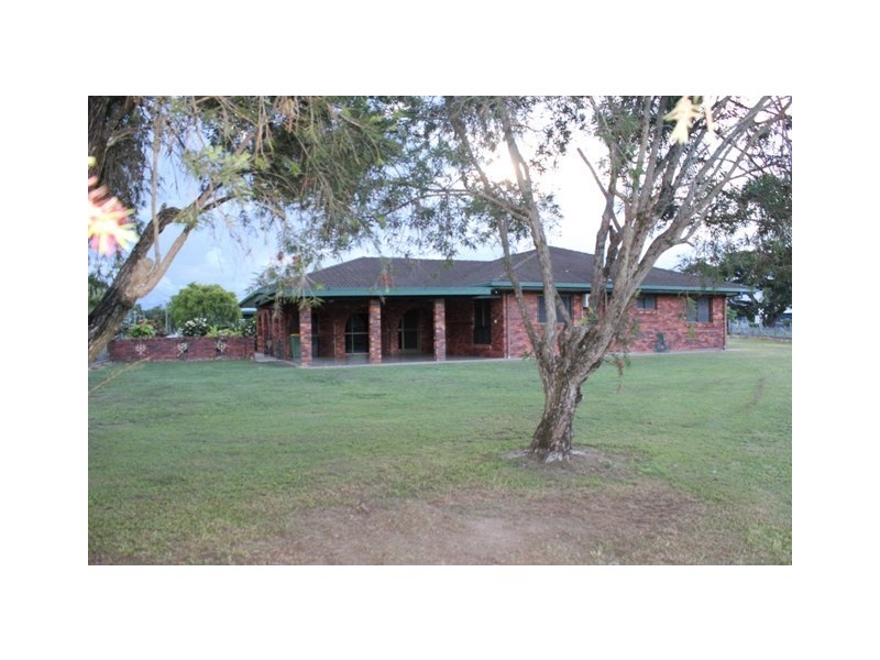 17 George Street, Ingham QLD 4850