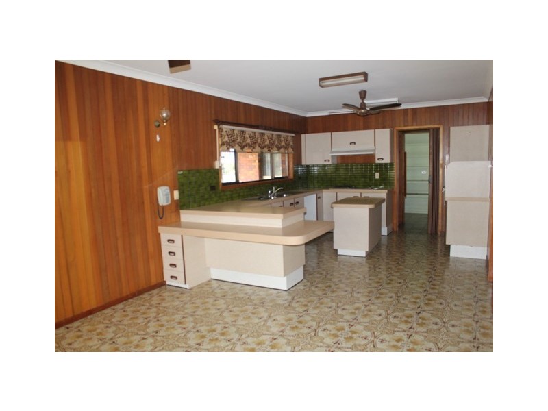 17 George Street, Ingham QLD 4850