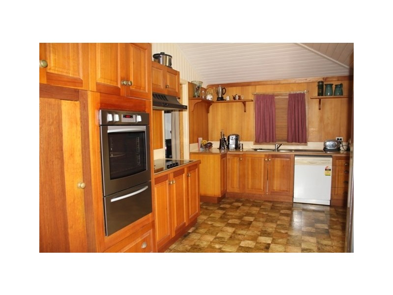 7 George Street, Ingham QLD 4850