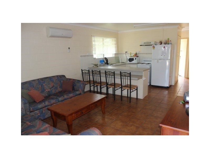 1/6 Ferrero Street, Lucinda QLD 4850