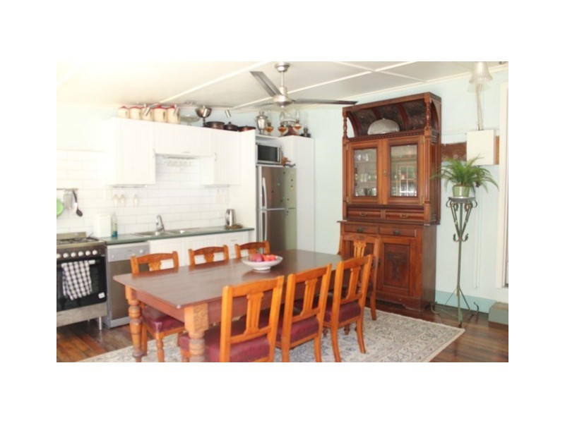 11 Warren Street, Ingham QLD 4850