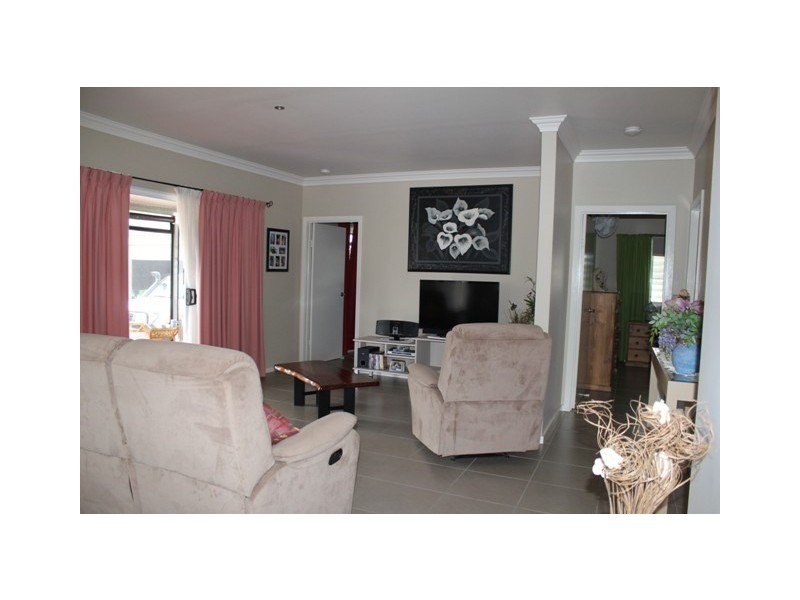 4 Hinchinbrook Court, Halifax QLD 4850