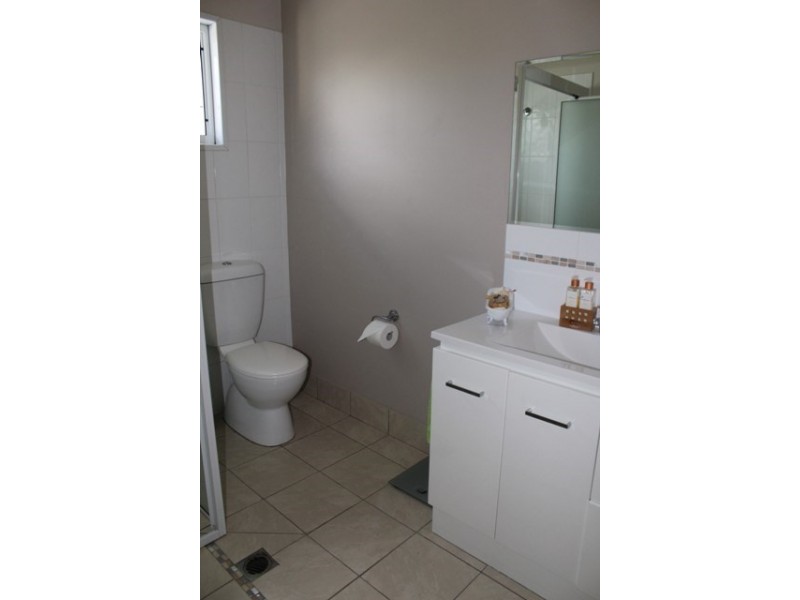 4 Hinchinbrook Court, Halifax QLD 4850