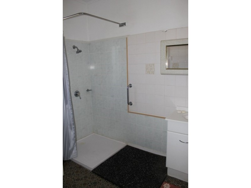 33 Warren Street, Ingham QLD 4850