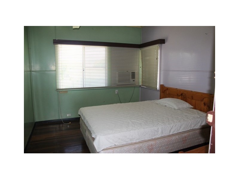 33 Warren Street, Ingham QLD 4850