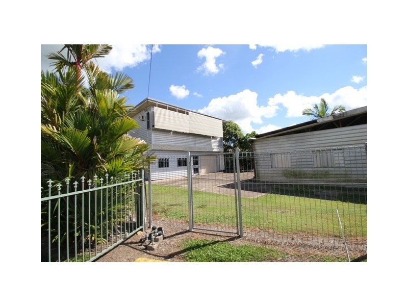 15 Britton Street, Trebonne QLD 4850