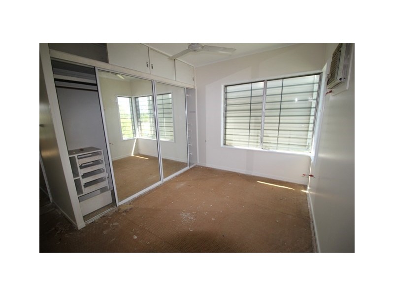 15 Britton Street, Trebonne QLD 4850