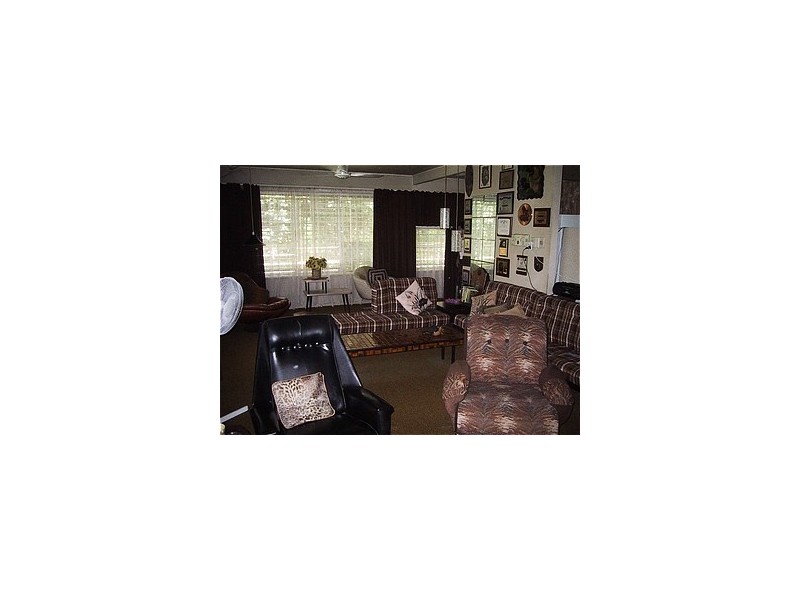 15 Britton Street, Trebonne QLD 4850