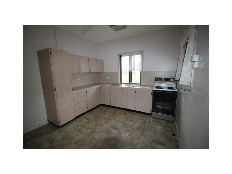 13 Burke Street, Ingham QLD 4850