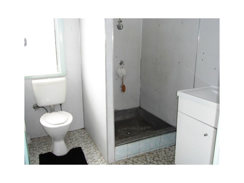 2/1 Palmer Street, Ingham QLD 4850