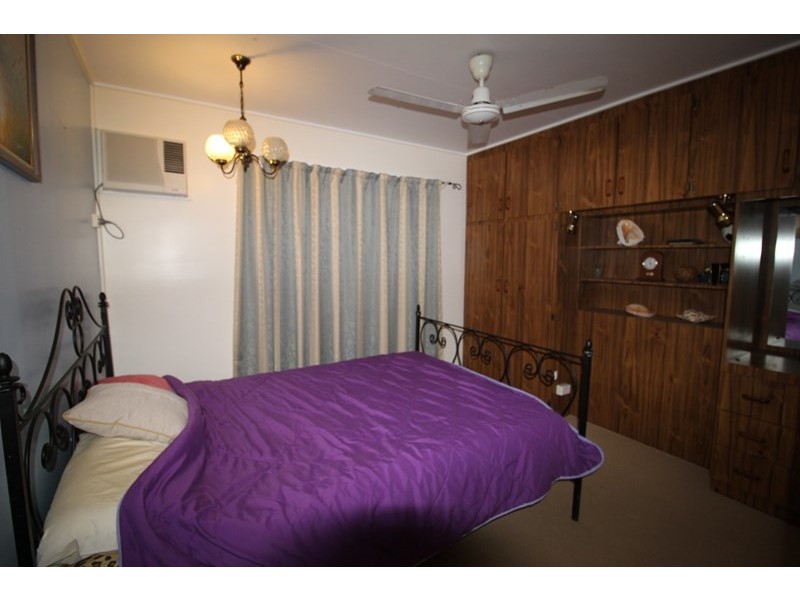 9 Acacia Road, Halifax QLD 4850