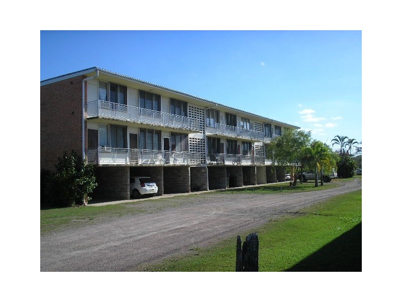 2/7 Abbott Street, Ingham QLD 4850