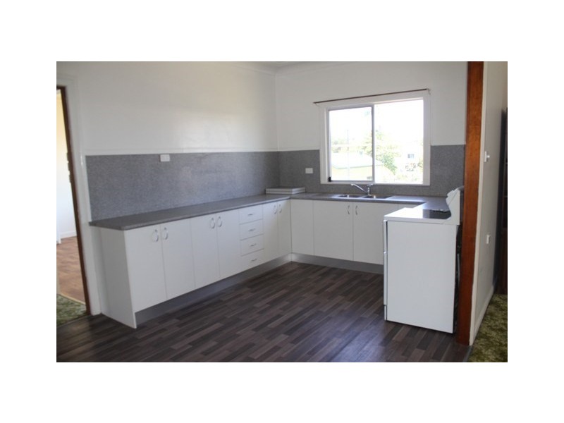 4 Mylrea, Ingham QLD 4850