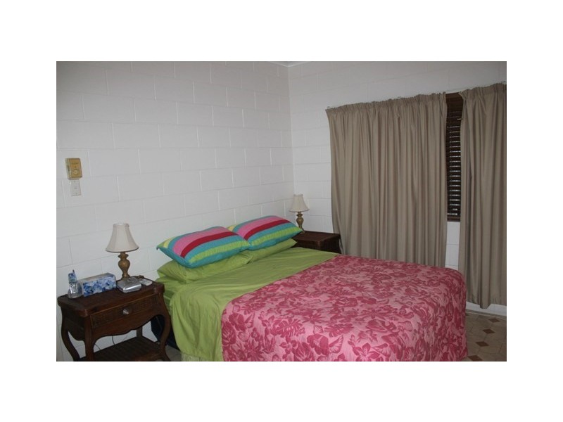 1/136 Patterson Parade, Lucinda QLD 4850