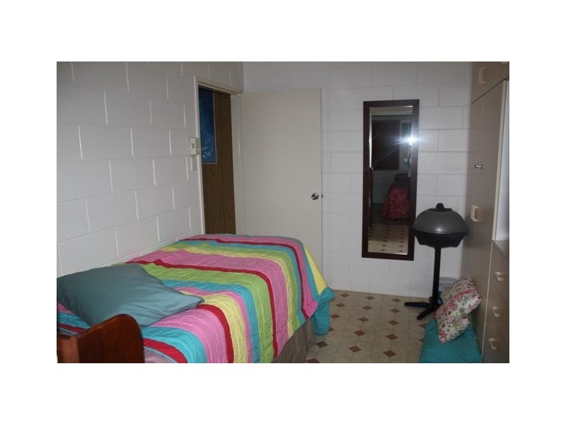 1/136 Patterson Parade, Lucinda QLD 4850