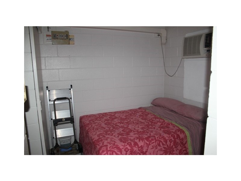 1/136 Patterson Parade, Lucinda QLD 4850