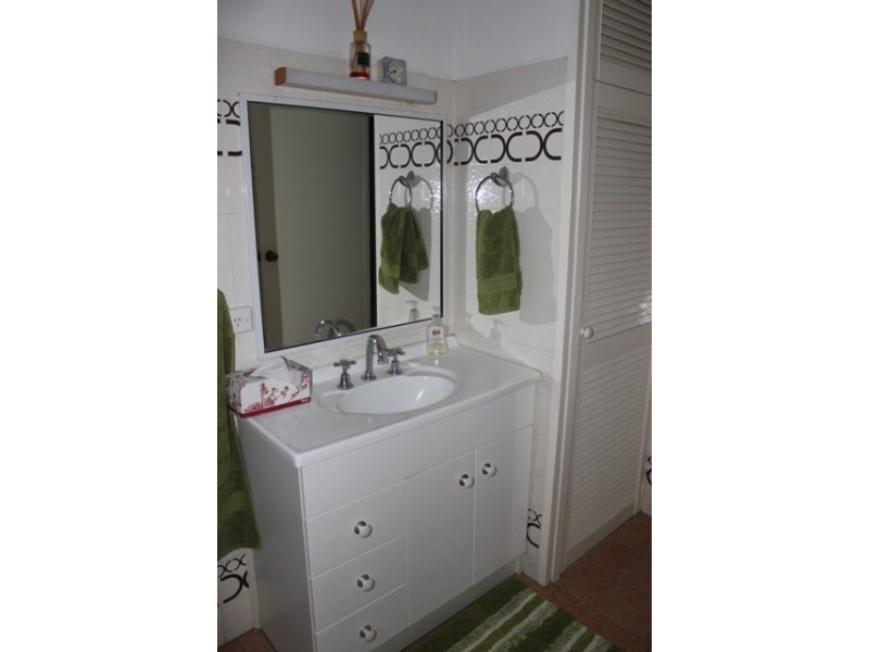 17 Macdonald Street, Ingham QLD 4850