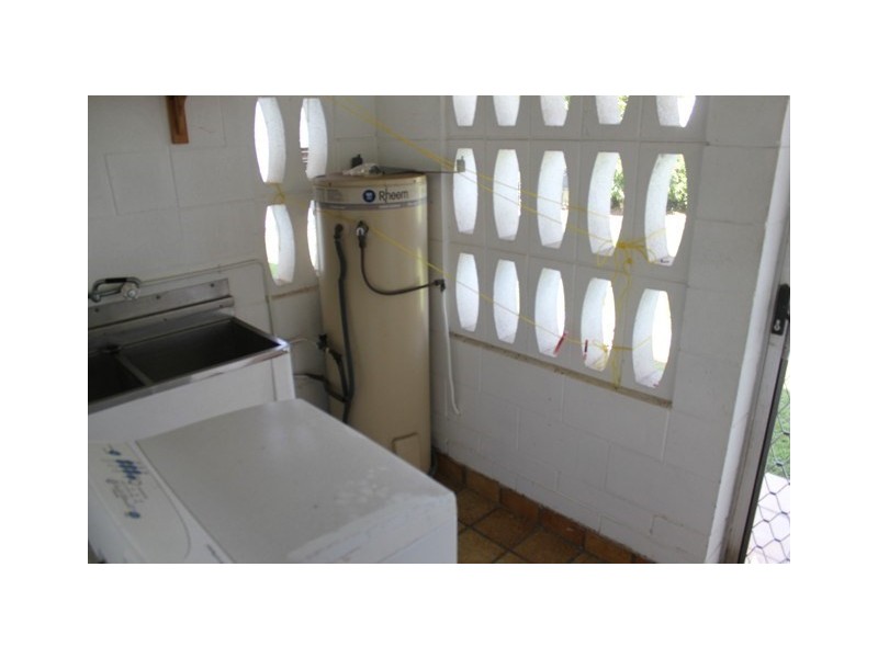 1/15 Trevally Street, Taylors Beach QLD 4850