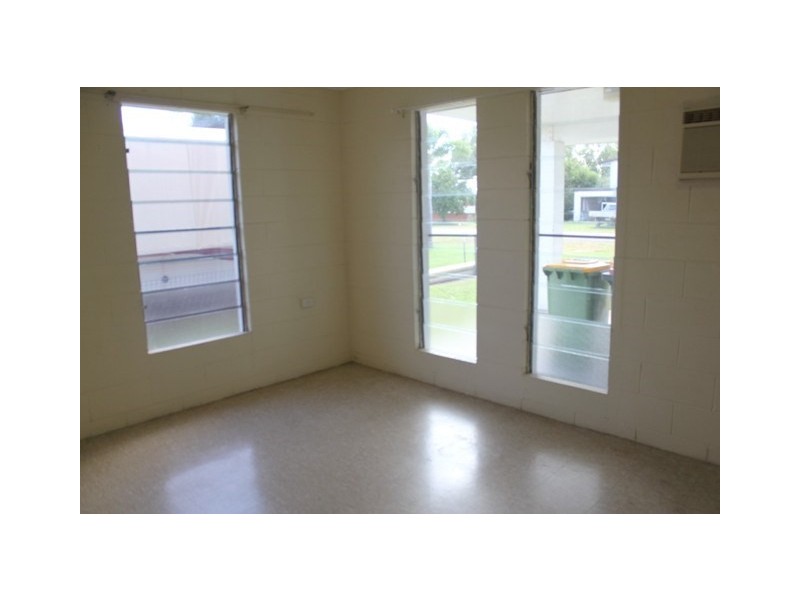 2/15 Trevally Street, Taylors Beach QLD 4850