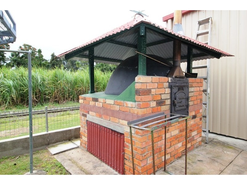 4 Hecht Street, Ingham QLD 4850