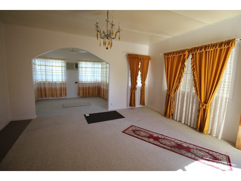 4 Covell Street, Ingham QLD 4850