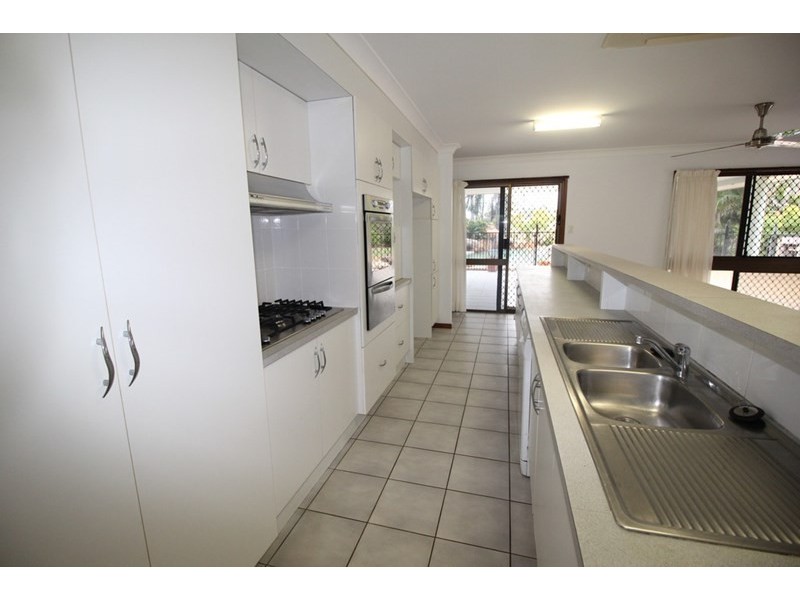 40 Bottlebrush Street, Forrest Beach QLD 4850