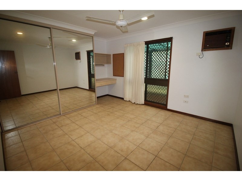 40 Bottlebrush Street, Forrest Beach QLD 4850