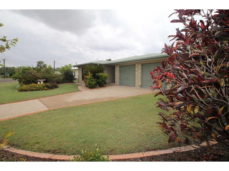 40 Bottlebrush Street, Forrest Beach QLD 4850