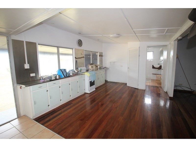 42 Willow Street, Forrest Beach QLD 4850