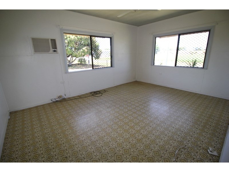 10 Sachs Lane, Ingham QLD 4850