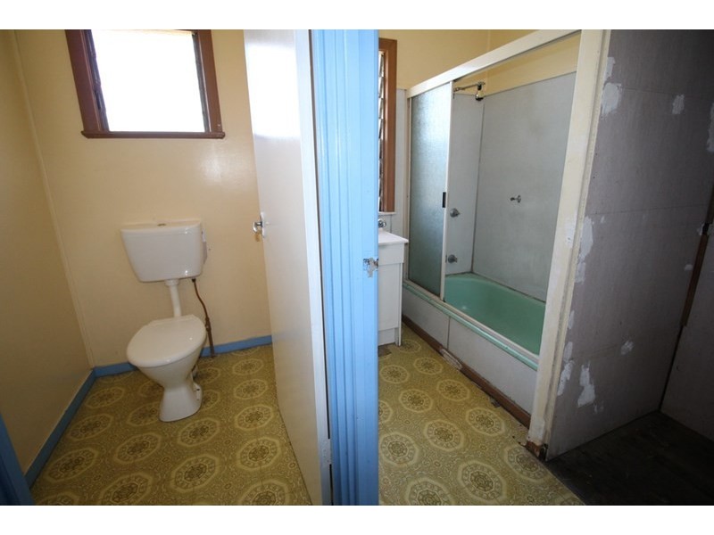 10 Sachs Lane, Ingham QLD 4850