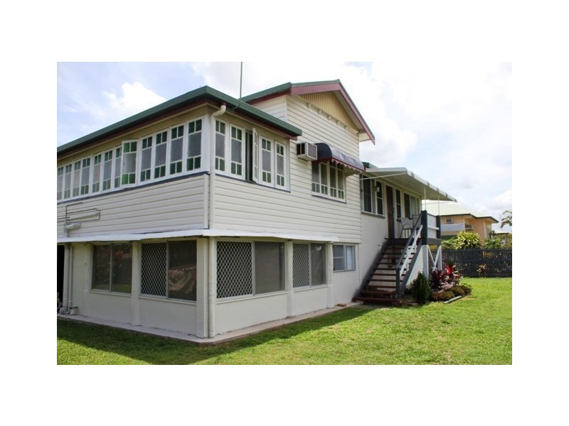 1 Palm Avenue, Ingham QLD 4850