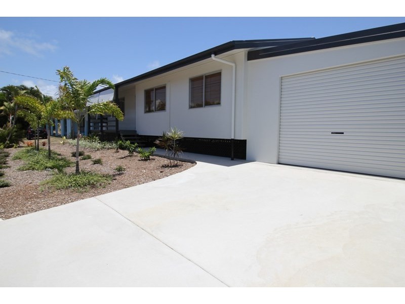 16 Bottlebrush Street, Forrest Beach QLD 4850