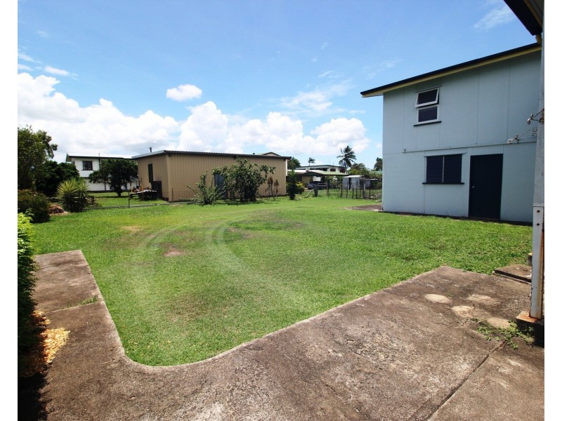 32 Davidson Street, Ingham QLD 4850