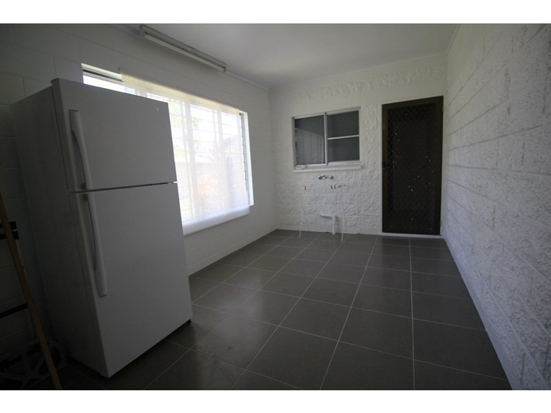 32 Patterson Parade, Lucinda QLD 4850