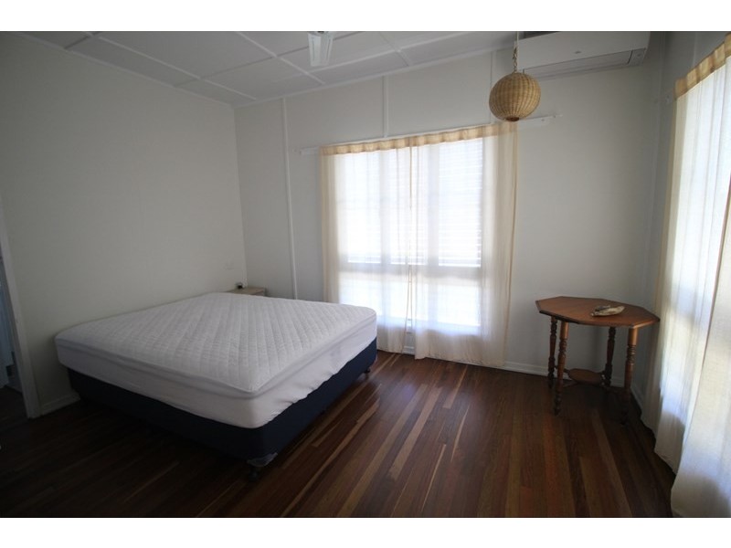 32 Patterson Parade, Lucinda QLD 4850