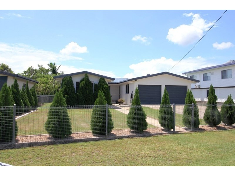 12 Mambrini Street, Halifax QLD 4850