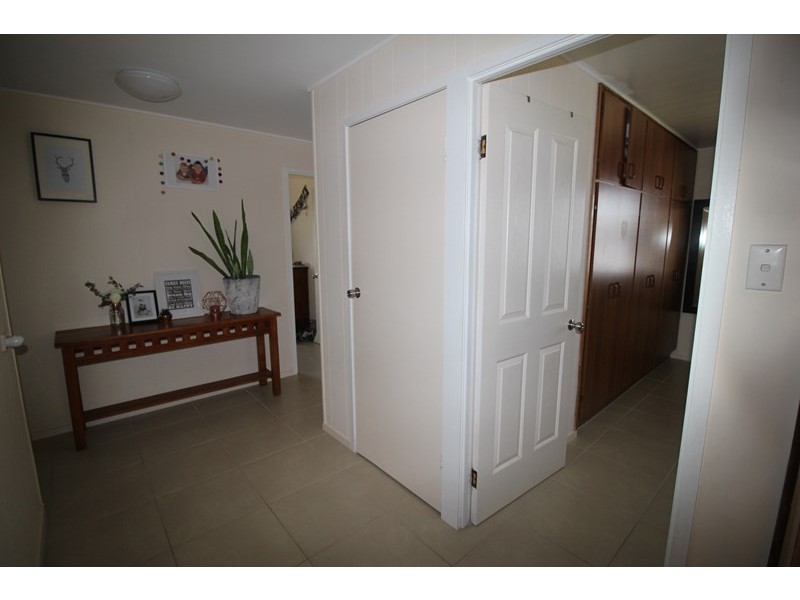 12 Mambrini Street, Halifax QLD 4850