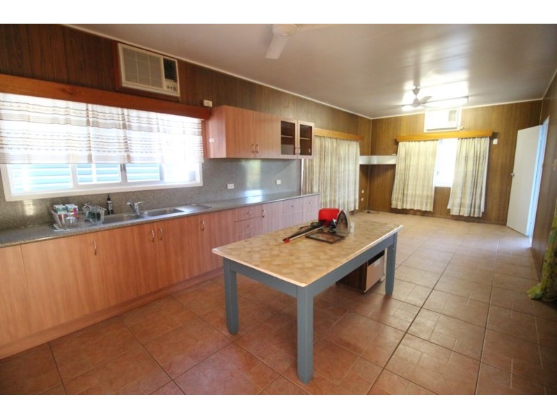 15 Hawkins Street, Ingham QLD 4850