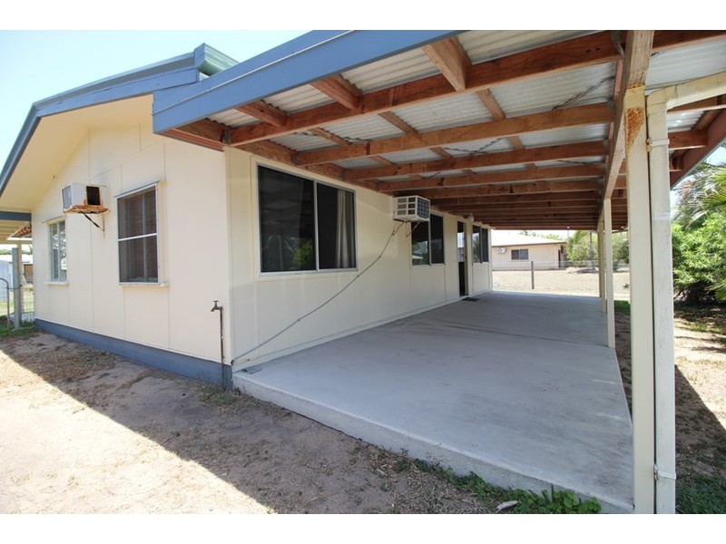 8 Pandanus Street, Forrest Beach QLD 4850