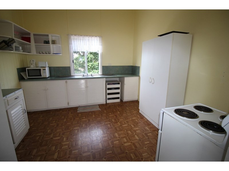 12 Bruce Parade, Lucinda QLD 4850