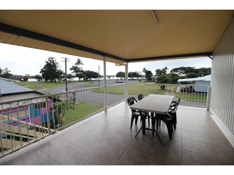 12 Bruce Parade, Lucinda QLD 4850