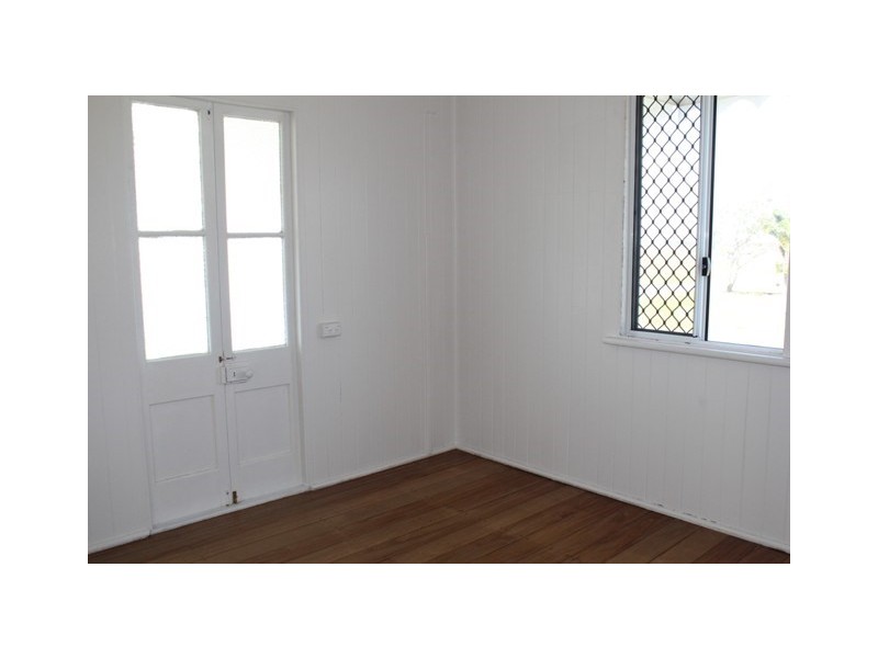 19 Dutton Street, Ingham QLD 4850